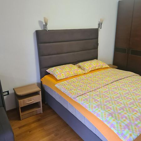 Seaview Apartment بار الغرفة الصورة